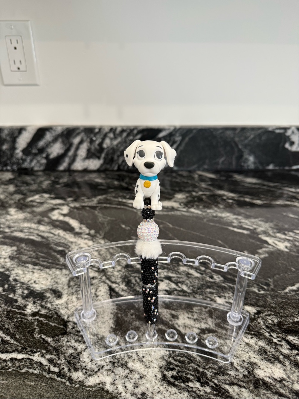 Dalmatian Pen